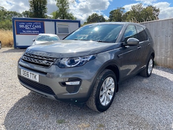 Used Land Rover Discovery Sport 2016 for sale - 79438920: Photo