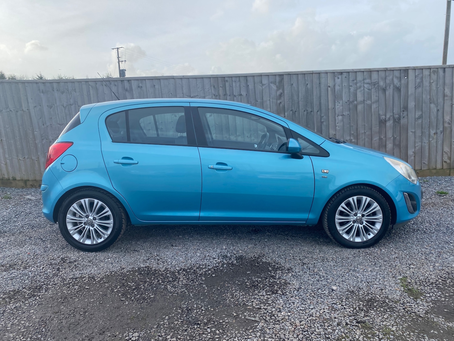 Used Vauxhall Corsa 2011 for sale - 77631389: Photo 9