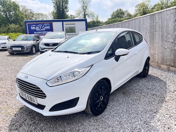 Used Ford Fiesta 2015 for sale - 78459397: Photo