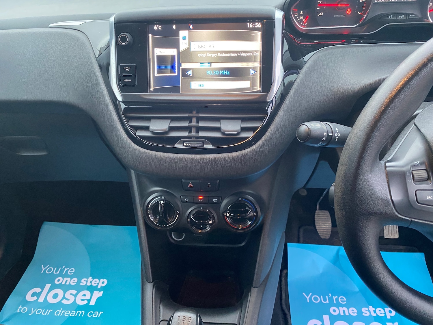 Used Peugeot 208 2013 for sale - 77730058: Photo 19