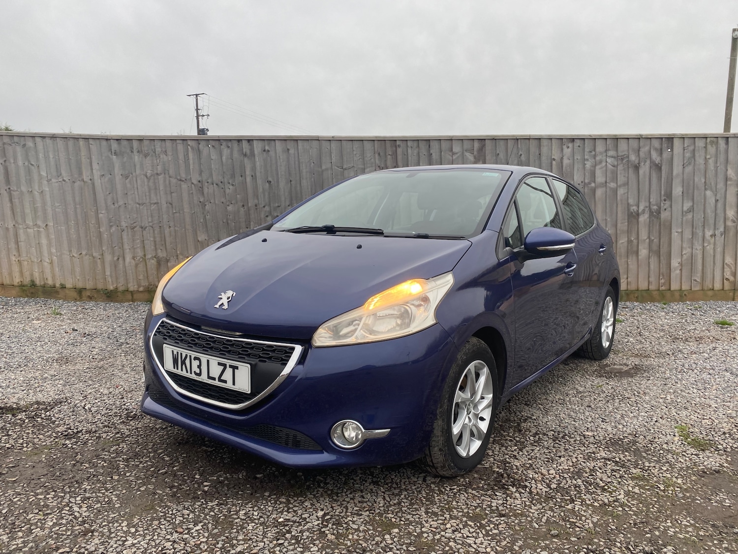 Used Peugeot 208 2013 for sale - 77730058: Photo 4