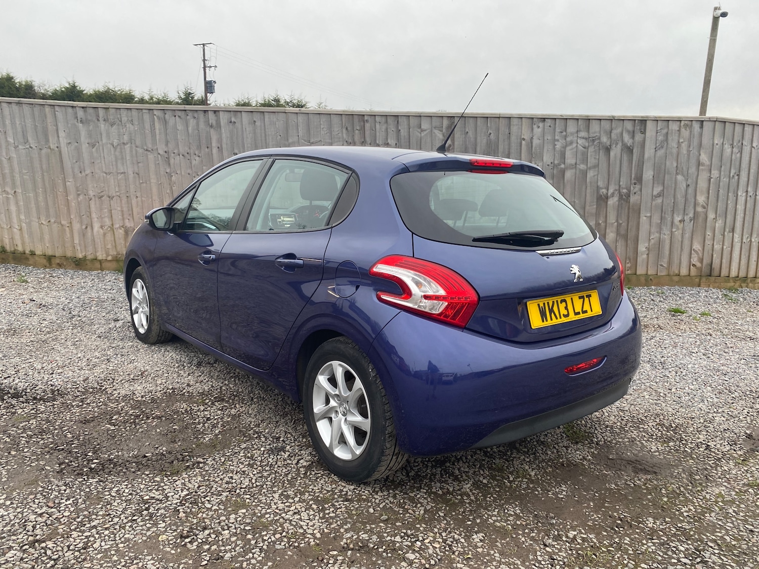 Used Peugeot 208 2013 for sale - 77730058: Photo 6