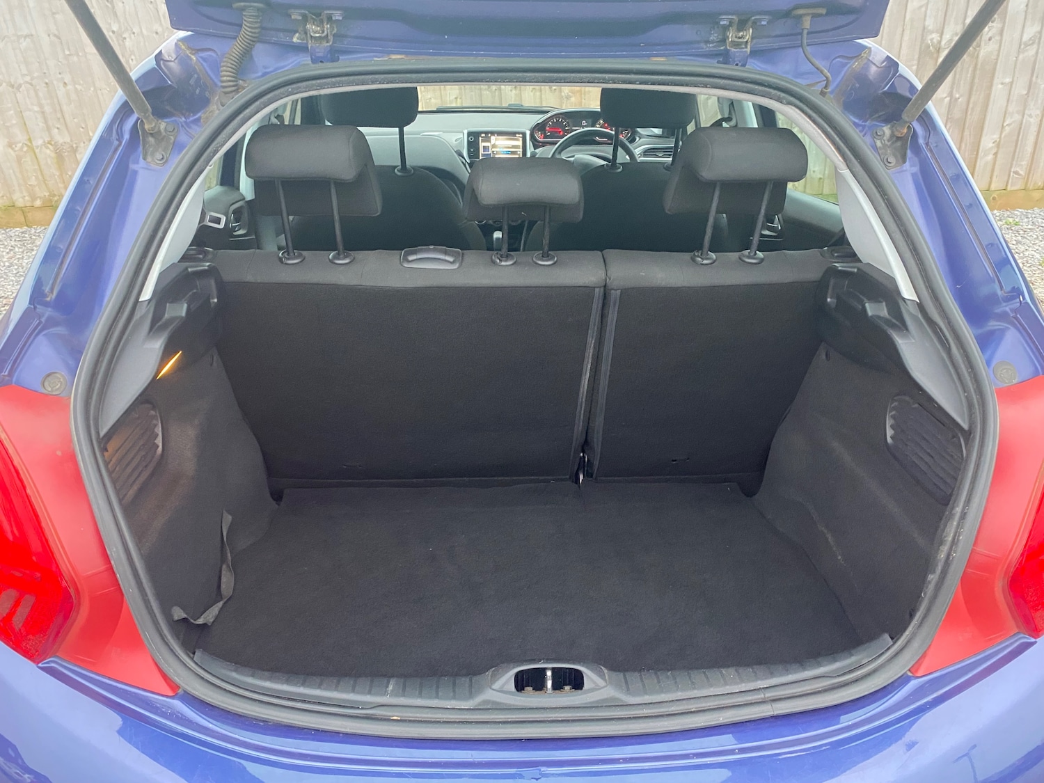 Used Peugeot 208 2013 for sale - 77730058: Photo 8