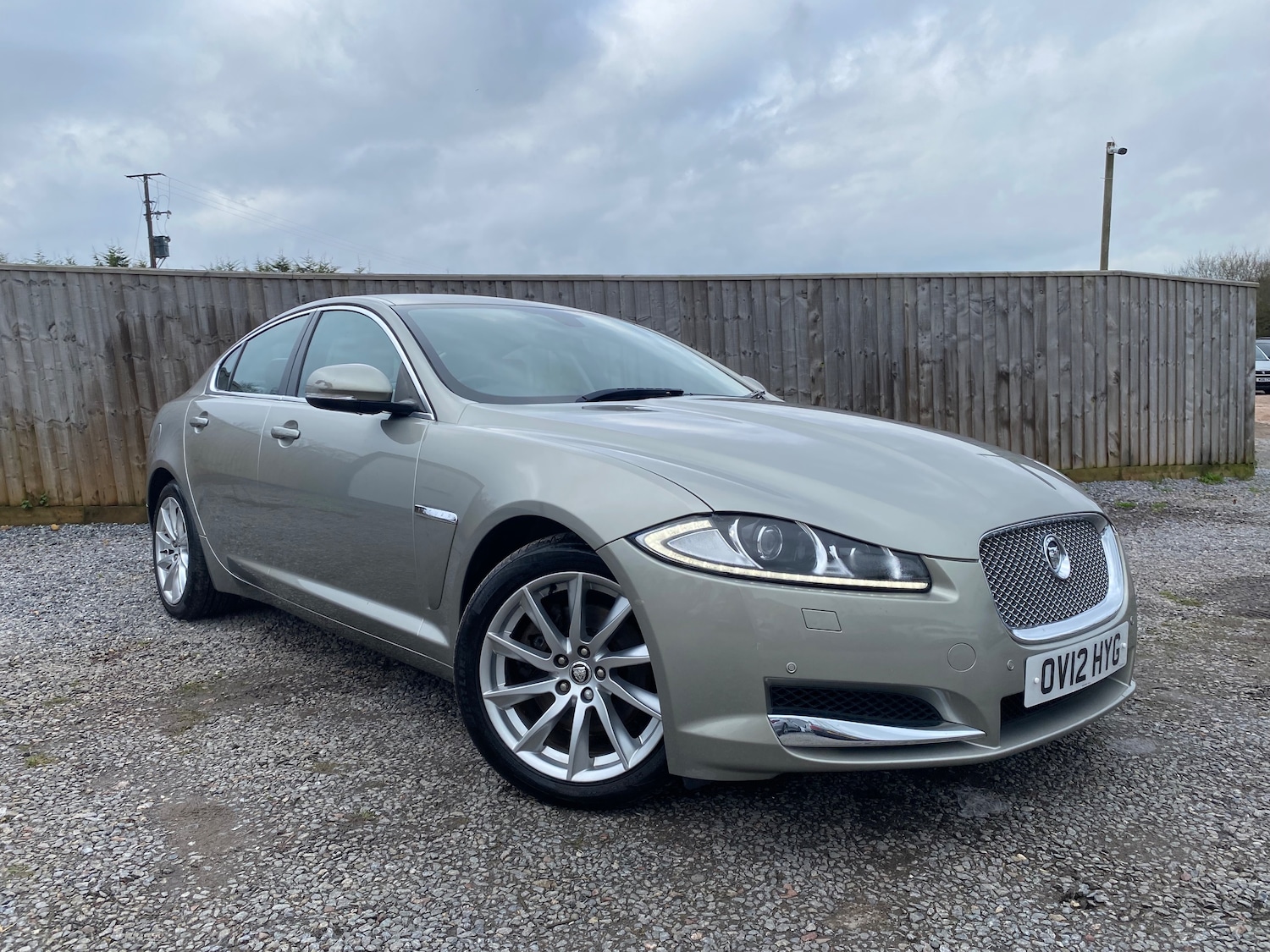 Used Jaguar XF 2012 for sale - 77593296: Photo 2