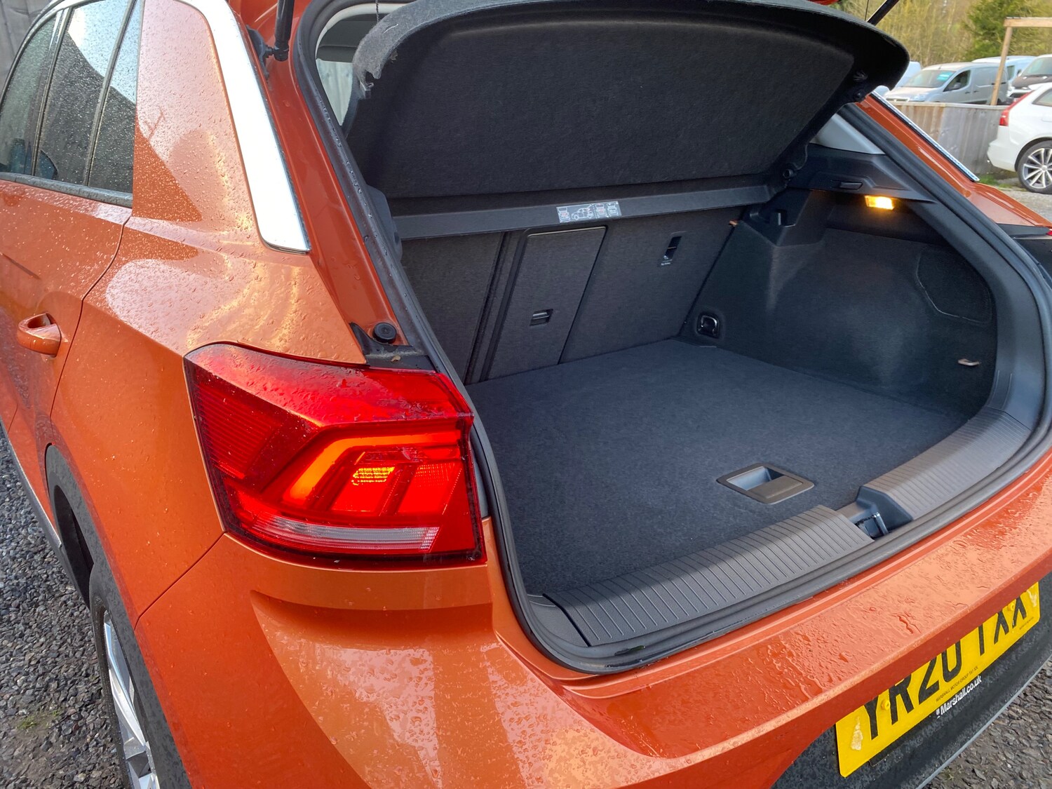 Used Volkswagen T-Roc 2020 for sale - 77382122: Photo 9