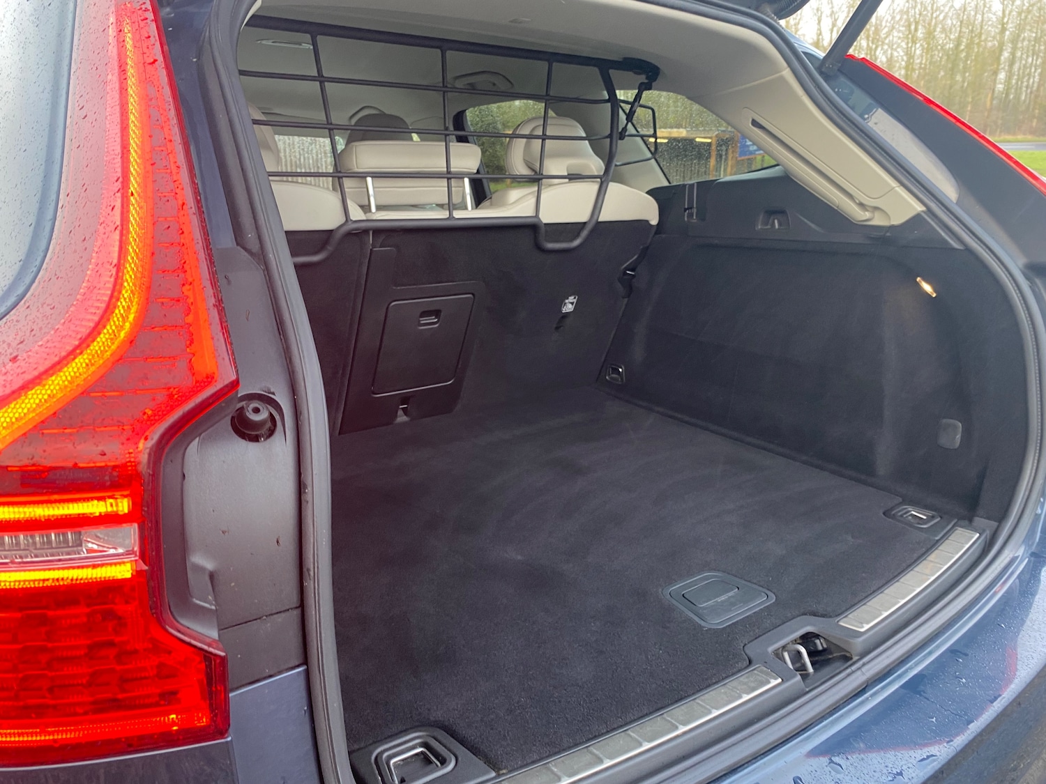 Used Volvo XC60 2017 for sale - 77381044: Photo 10