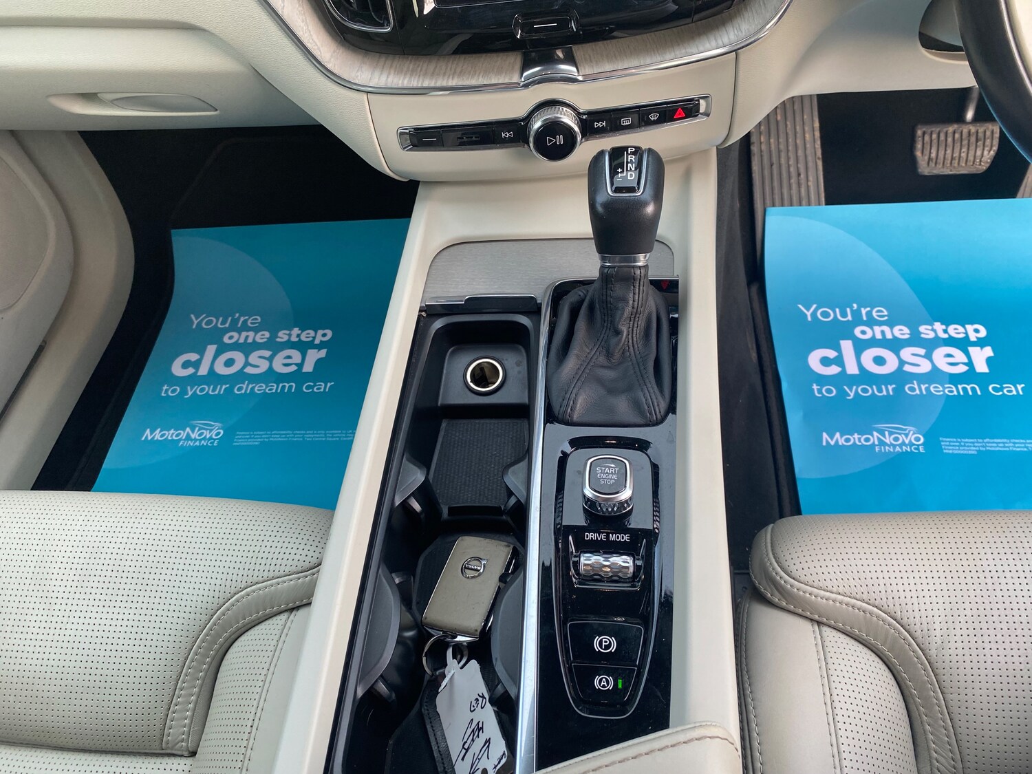 Used Volvo XC60 2017 for sale - 77381044: Photo 18