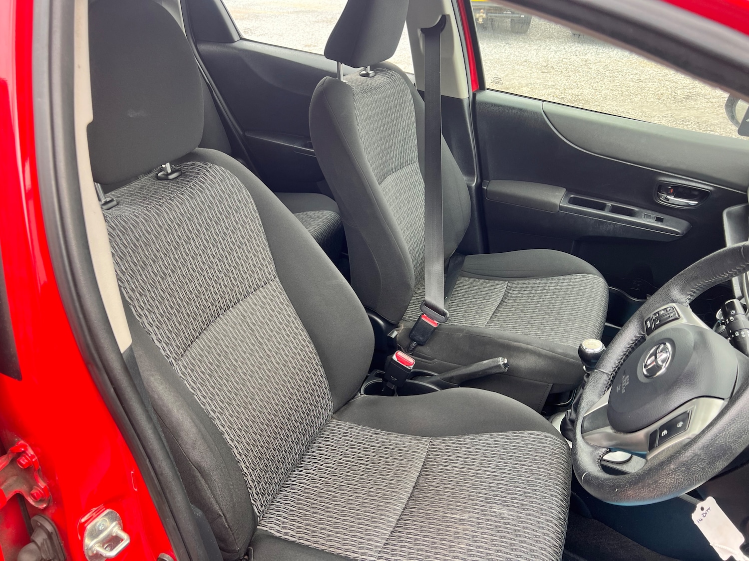 Used Toyota Yaris 2013 for sale - 77533744: Photo 18