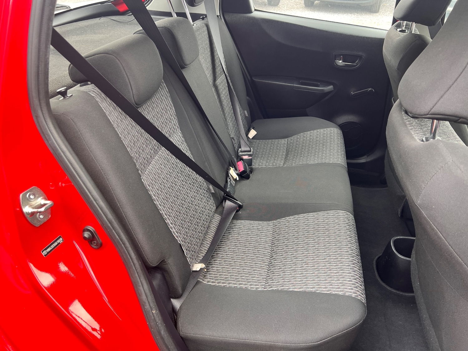 Used Toyota Yaris 2013 for sale - 77533744: Photo 20