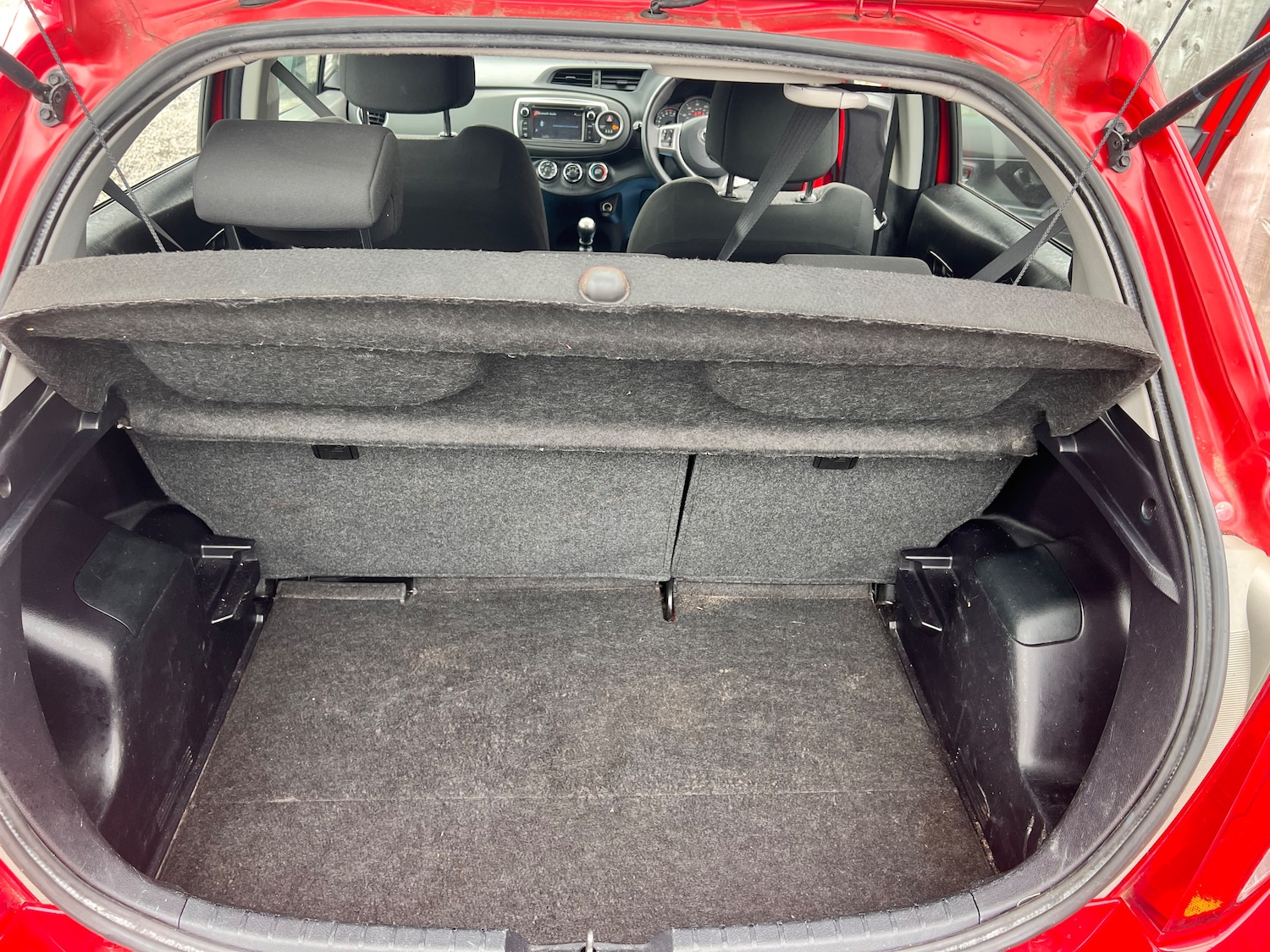 Used Toyota Yaris 2013 for sale - 77533744: Photo 21