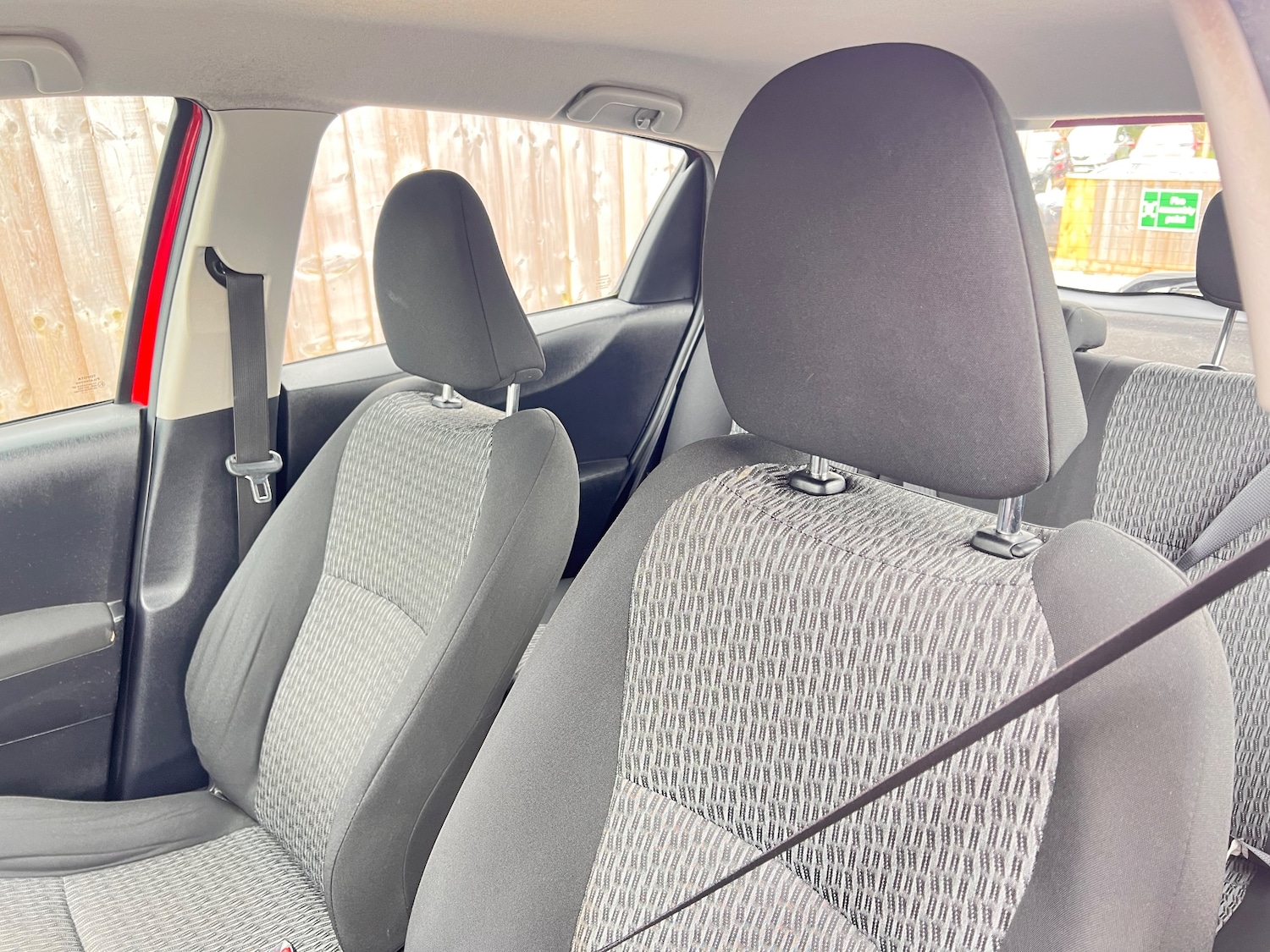 Used Toyota Yaris 2013 for sale - 77533744: Photo 29