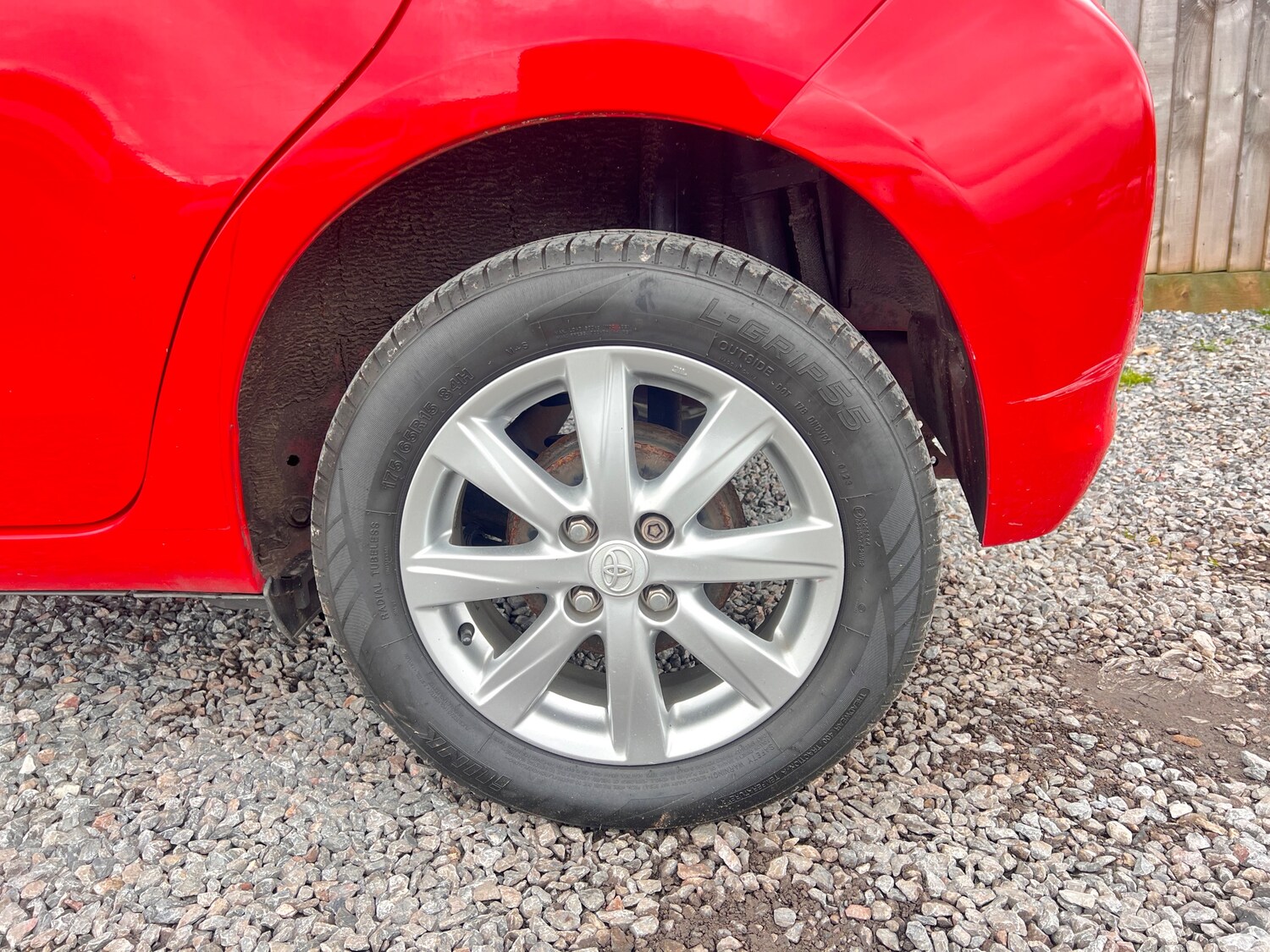 Used Toyota Yaris 2013 for sale - 77533744: Photo 35