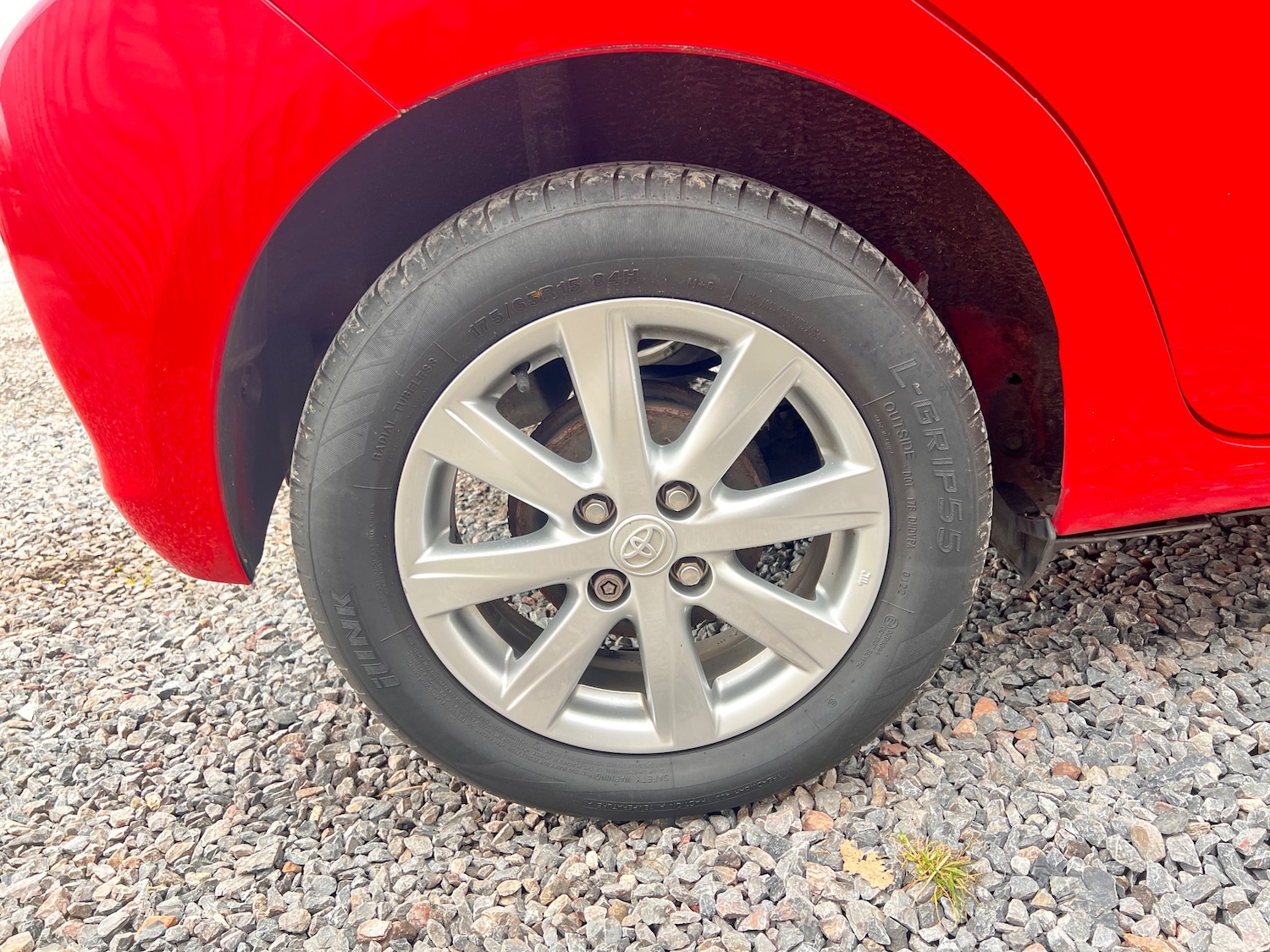 Used Toyota Yaris 2013 for sale - 77533744: Photo 36