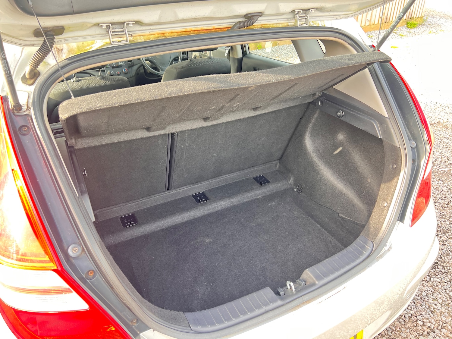 Used Hyundai i30 2010 for sale - 77382132: Photo 12