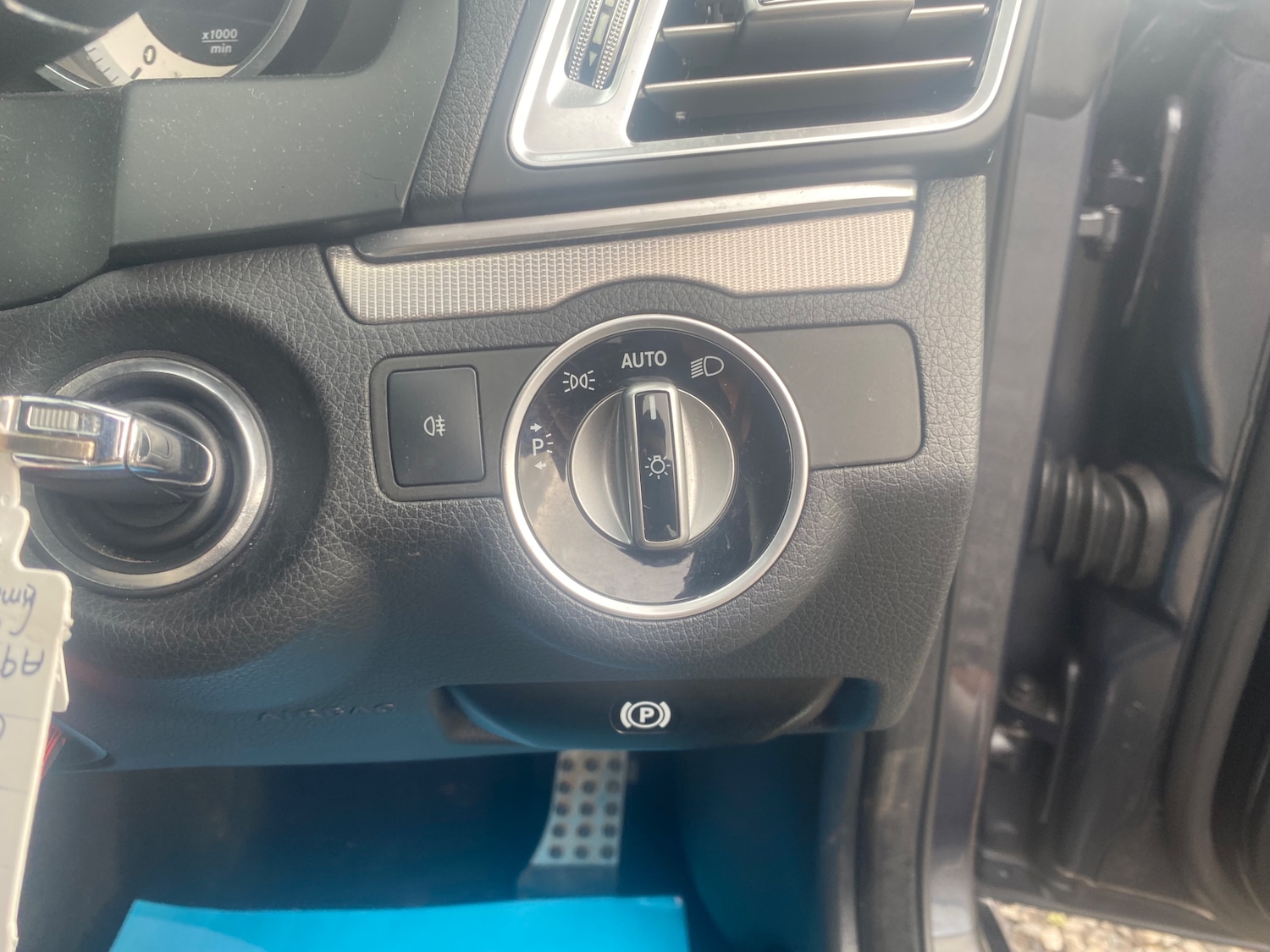 Used Mercedes-Benz E Class 2013 for sale - 77593281: Photo 26