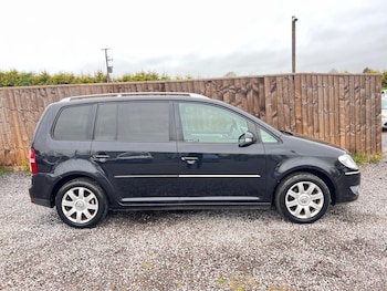 Used Volkswagen Touran 2008 for sale - 78210563: Photo