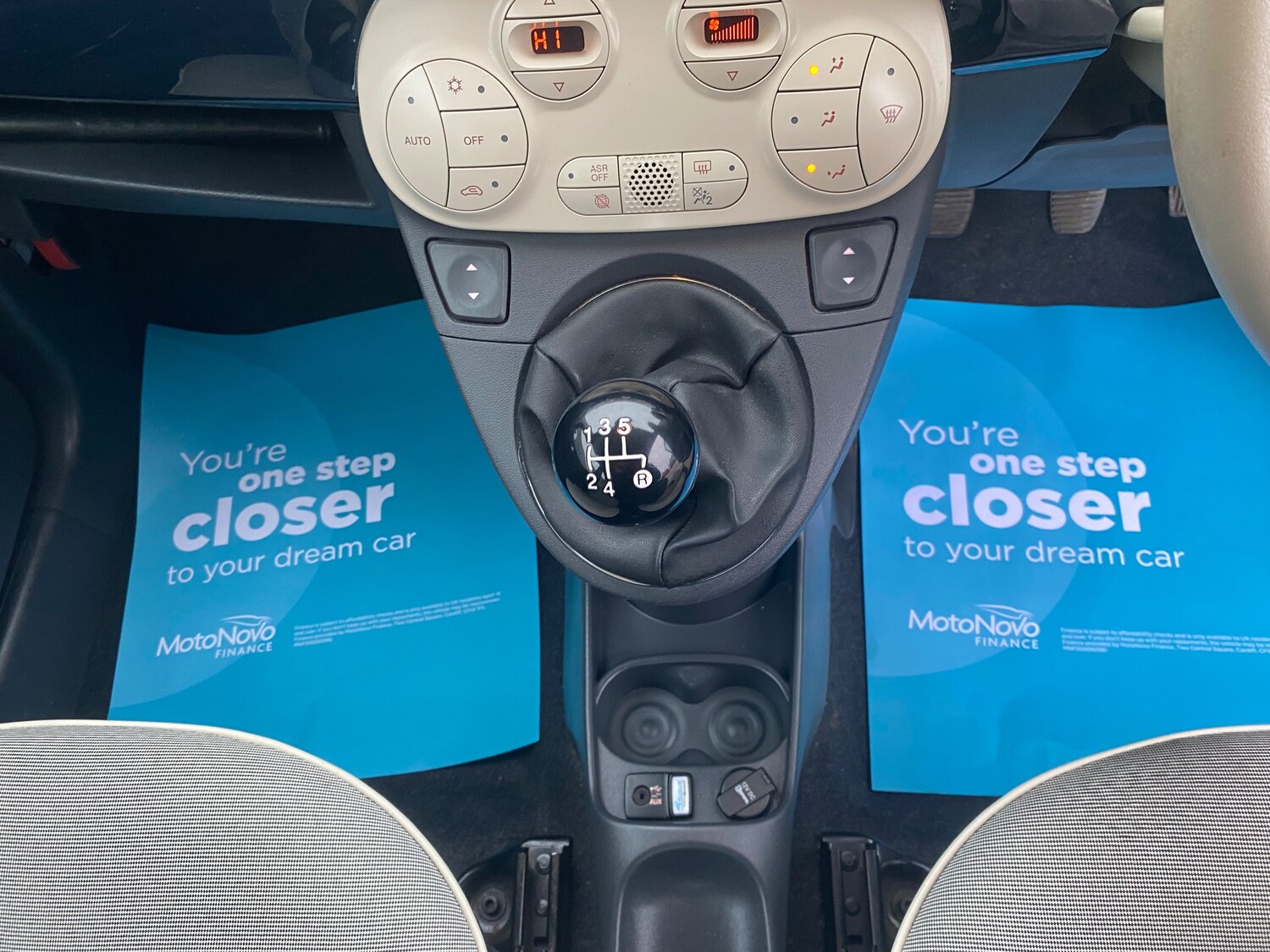 Used Fiat 500C 2015 for sale - 77382130: Photo 24