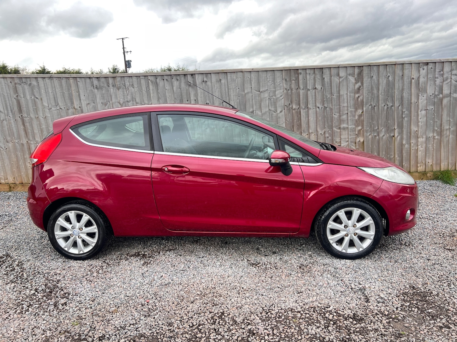 Used Ford Fiesta 2010 for sale - 77820097: Photo 4
