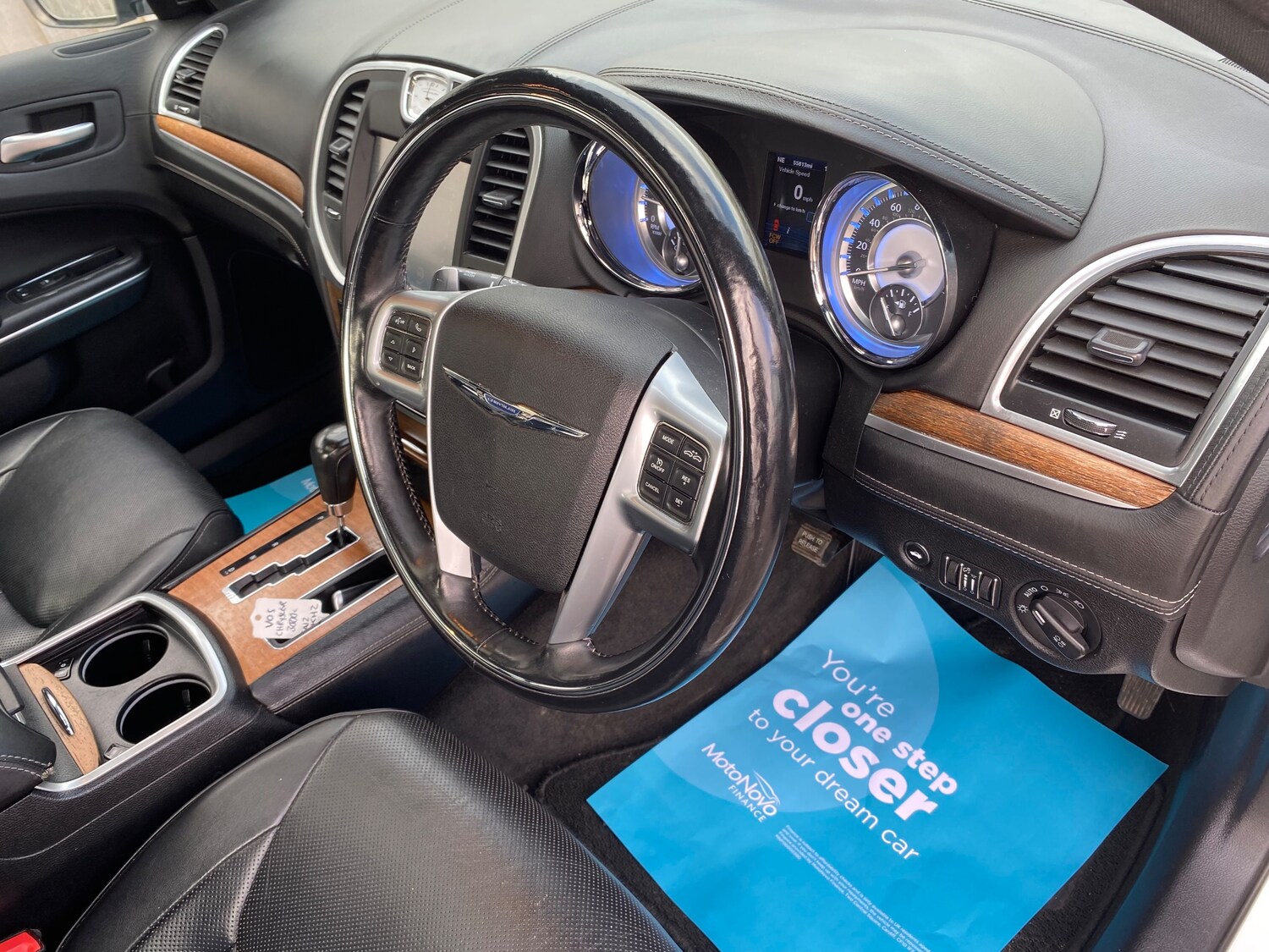 Used Chrysler 300C 2012 for sale - 77654129: Photo 19