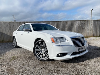 Used Chrysler 300C 2012 for sale - 77654129: Photo