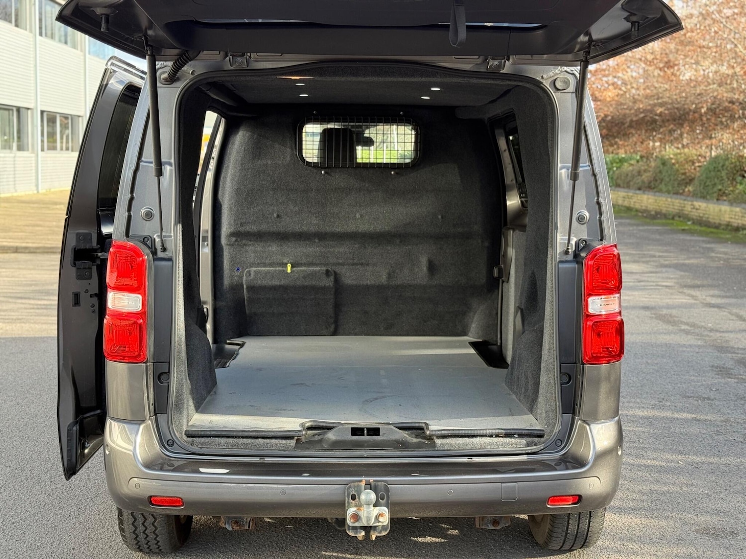 Used Toyota ProAce 2019 for sale - 77559842: Photo 8