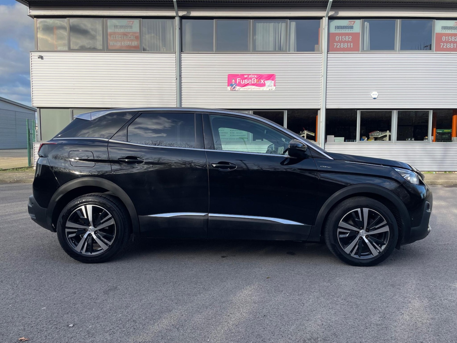 Used Peugeot 3008 2018 for sale - 77424831: Photo 14