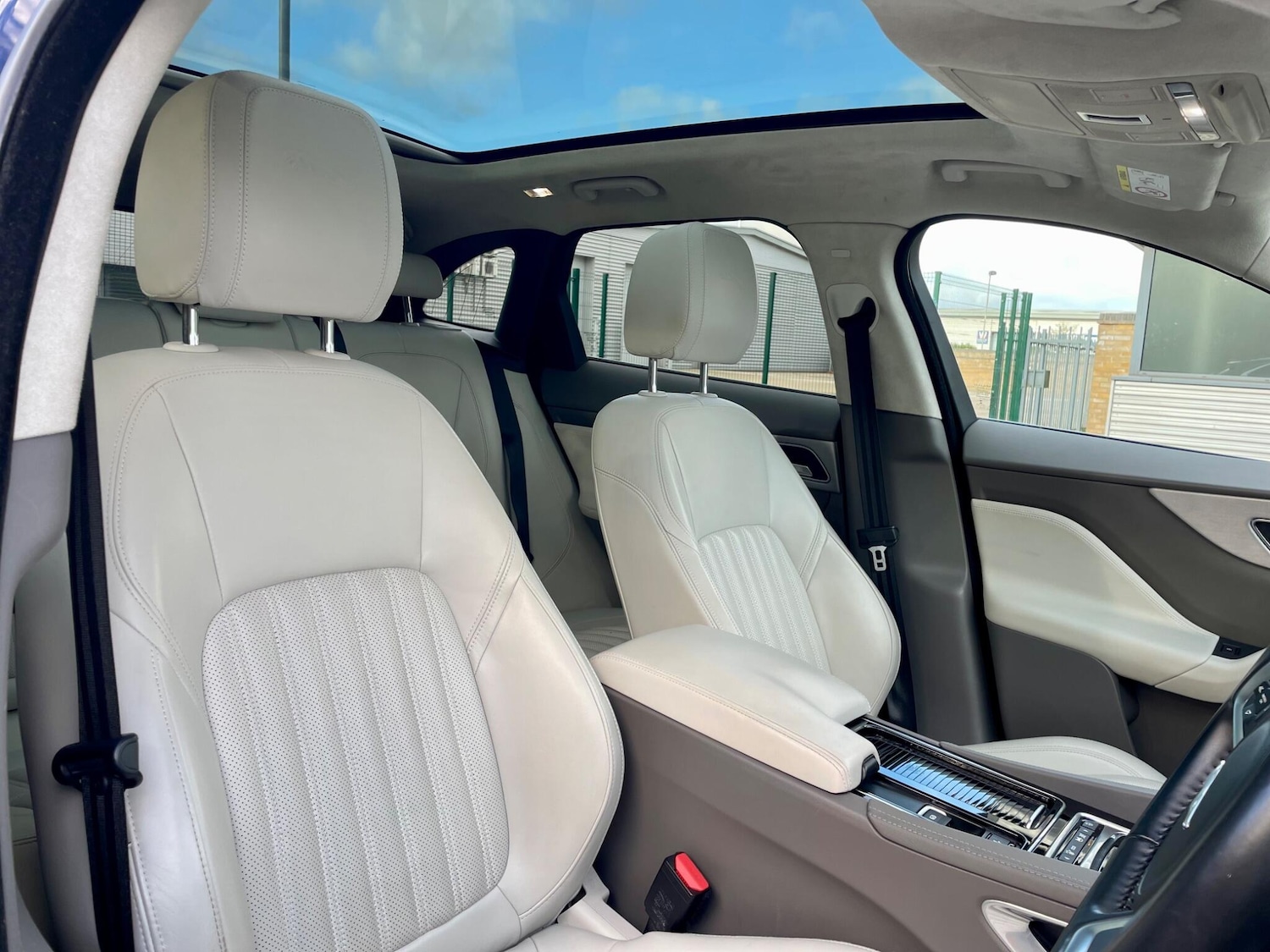 Used Jaguar F-Pace 2019 for sale - 77425644: Photo 16