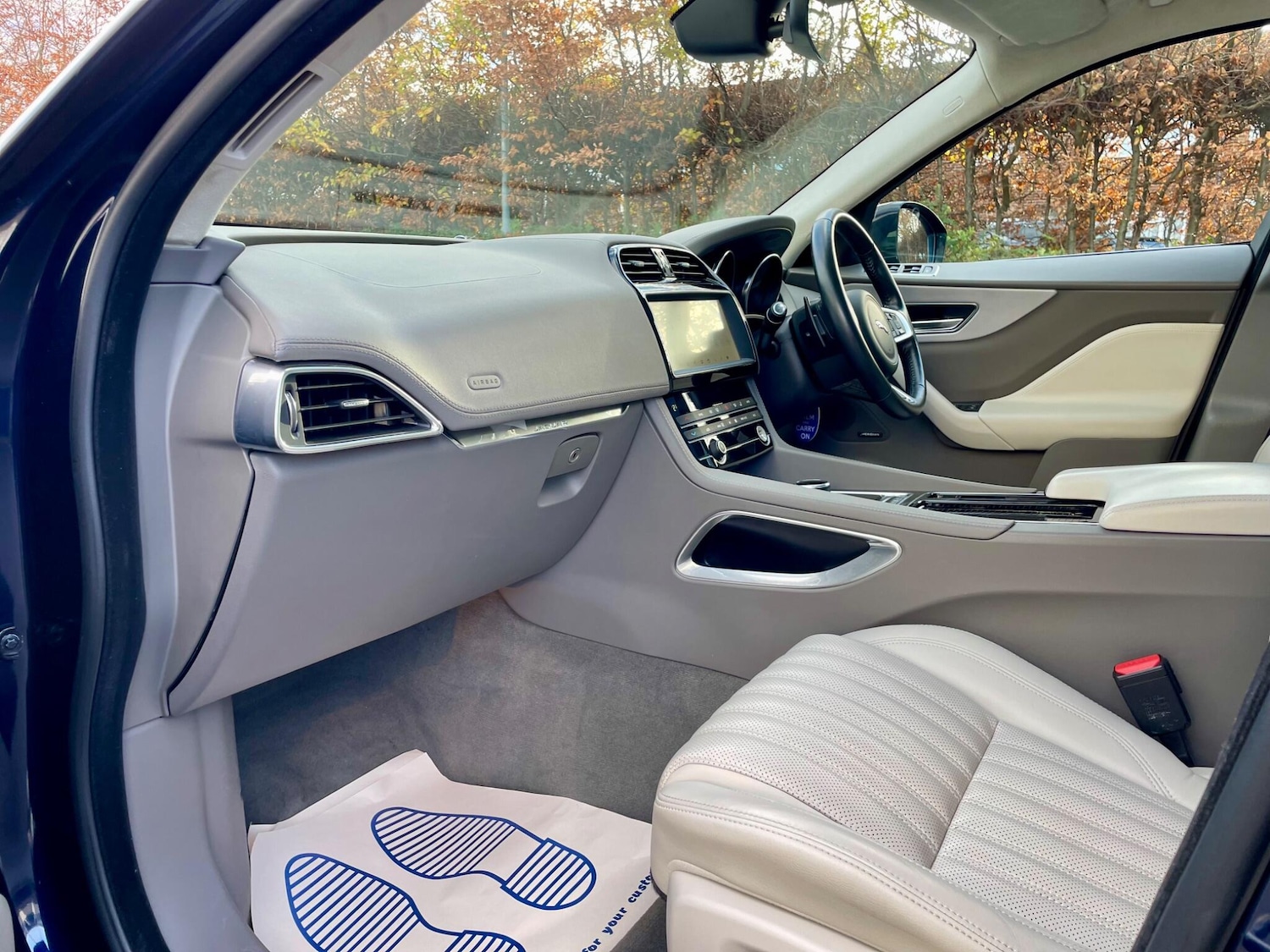 Used Jaguar F-Pace 2019 for sale - 77425644: Photo 18