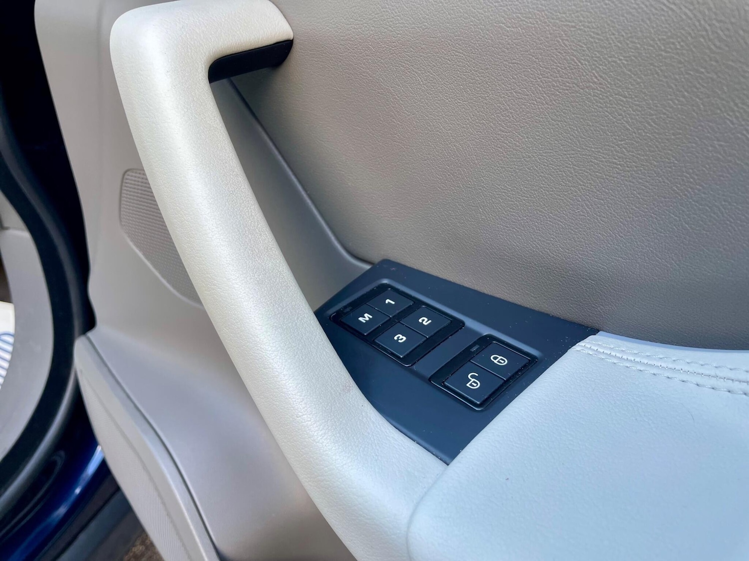 Used Jaguar F-Pace 2019 for sale - 77425644: Photo 28