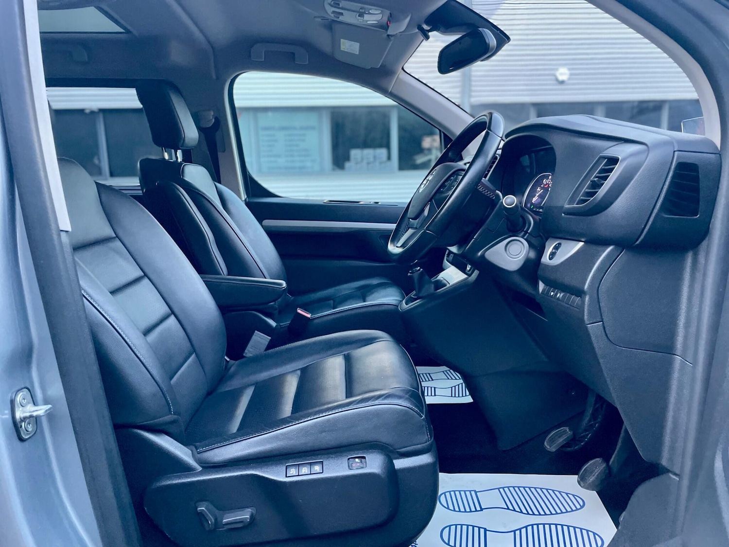 Used Vauxhall Vivaro Life 2020 for sale - 77510596: Photo 11