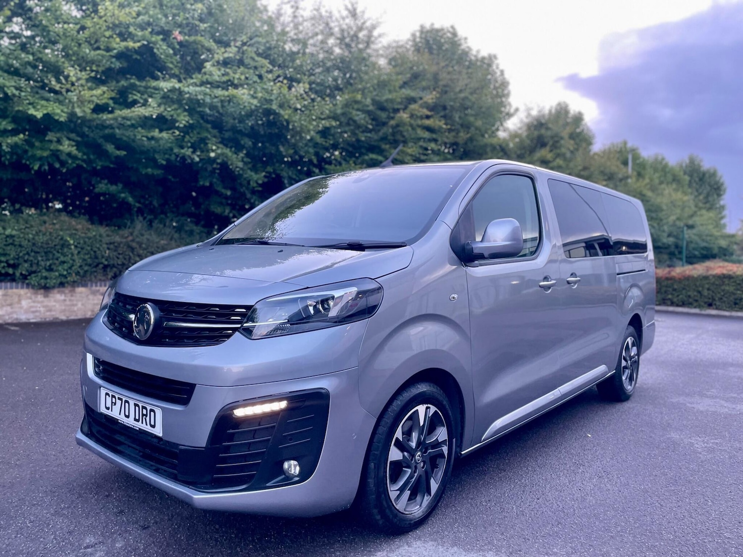 Used Vauxhall Vivaro Life 2020 for sale - 77510596: Photo 2