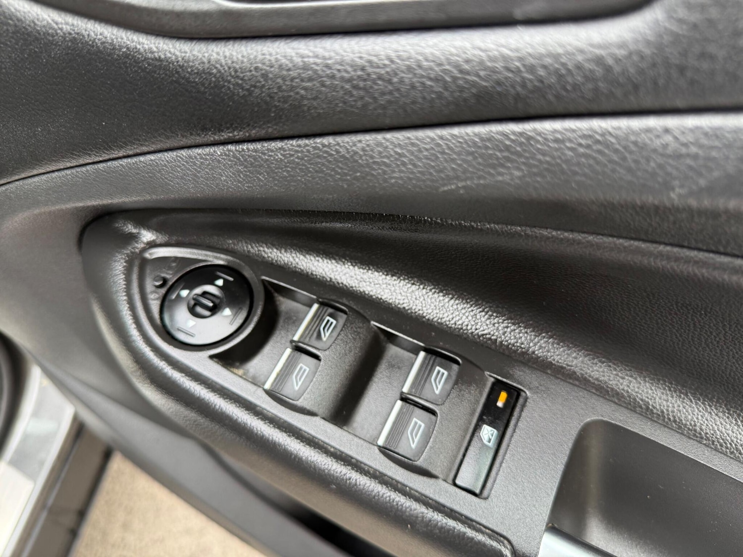 Used Ford Kuga 2016 for sale - 77633059: Photo 15