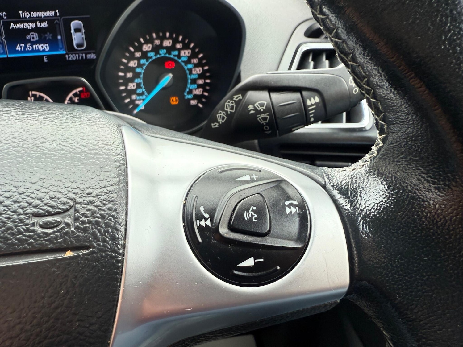 Used Ford Kuga 2016 for sale - 77633059: Photo 17