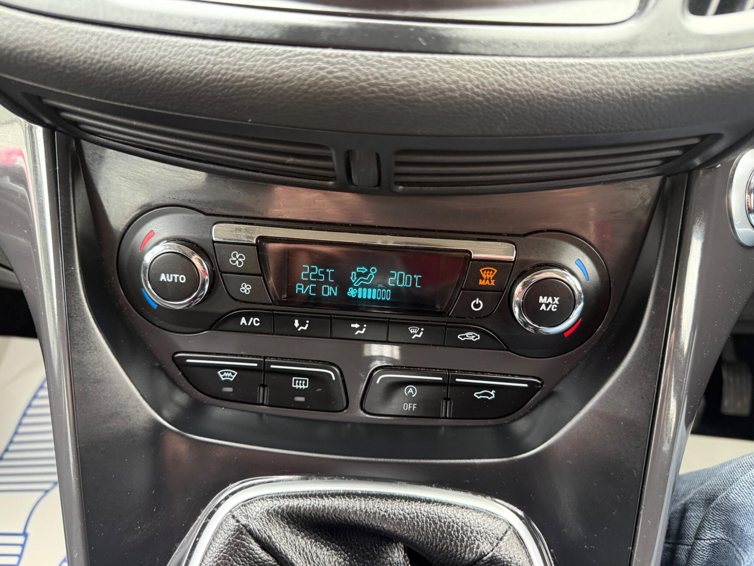 Used Ford Kuga 2016 for sale - 77633059: Photo 24