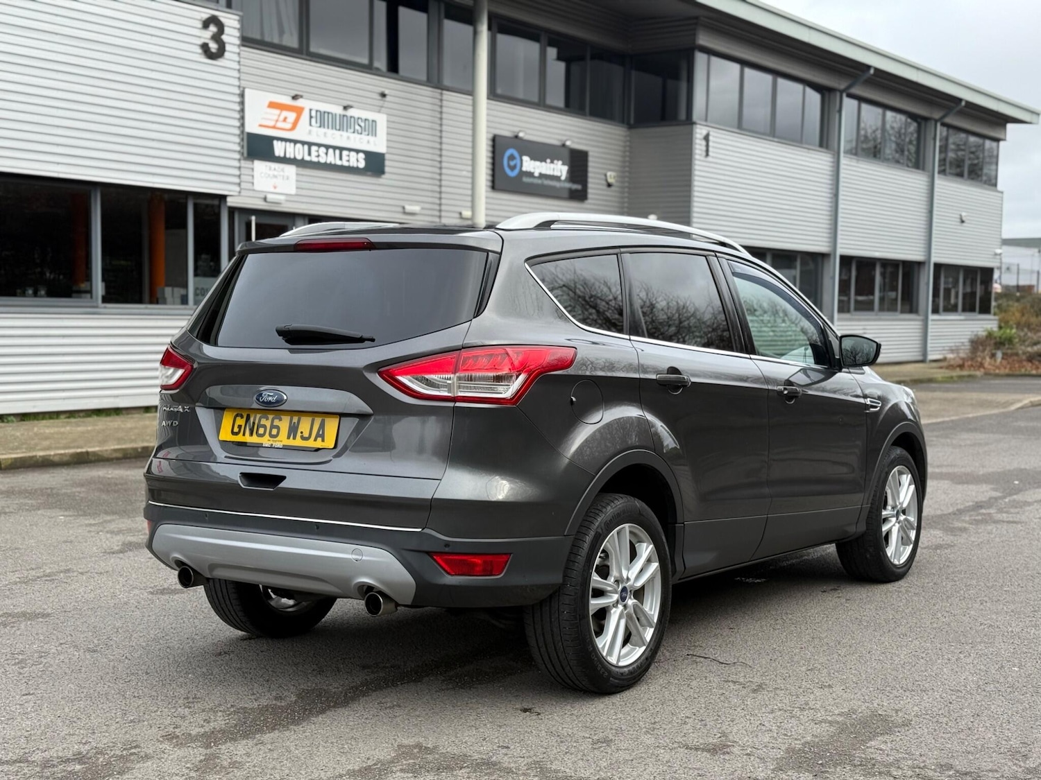 Used Ford Kuga 2016 for sale - 77633059: Photo 6