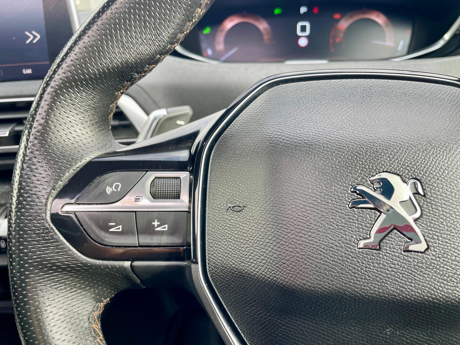 Used Peugeot 3008 2017 for sale - 77769531: Photo 32