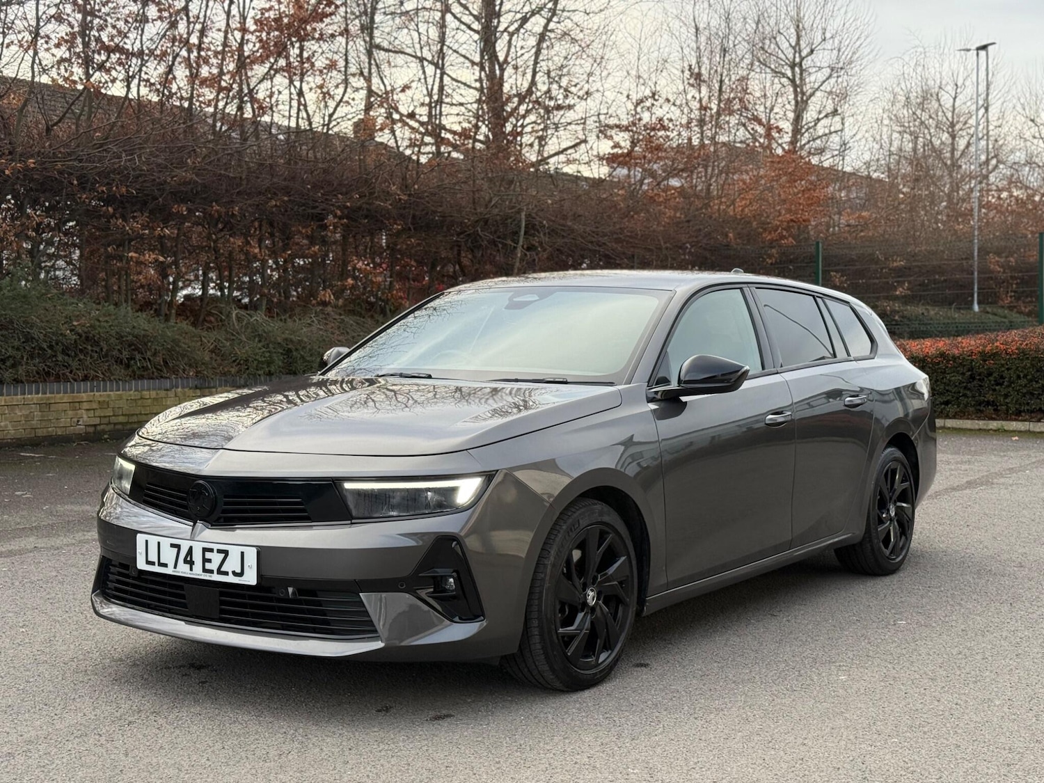 Used Vauxhall Astra 2024 for sale - 77425008: Photo 2