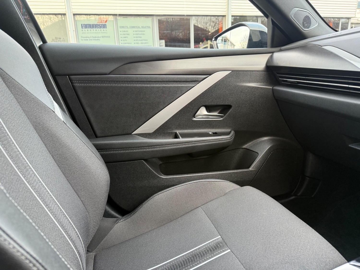 Used Vauxhall Astra 2024 for sale - 77425008: Photo 30