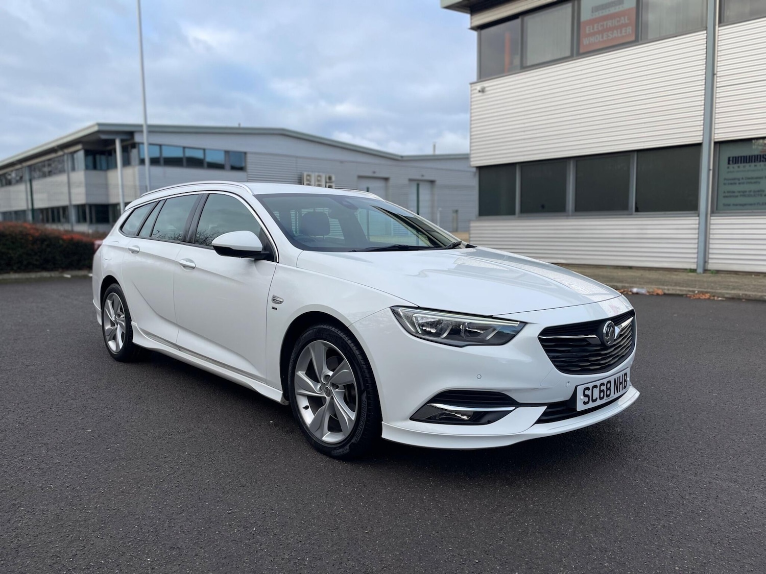 Used Vauxhall Insignia 2019 for sale - 77426180: Photo 5