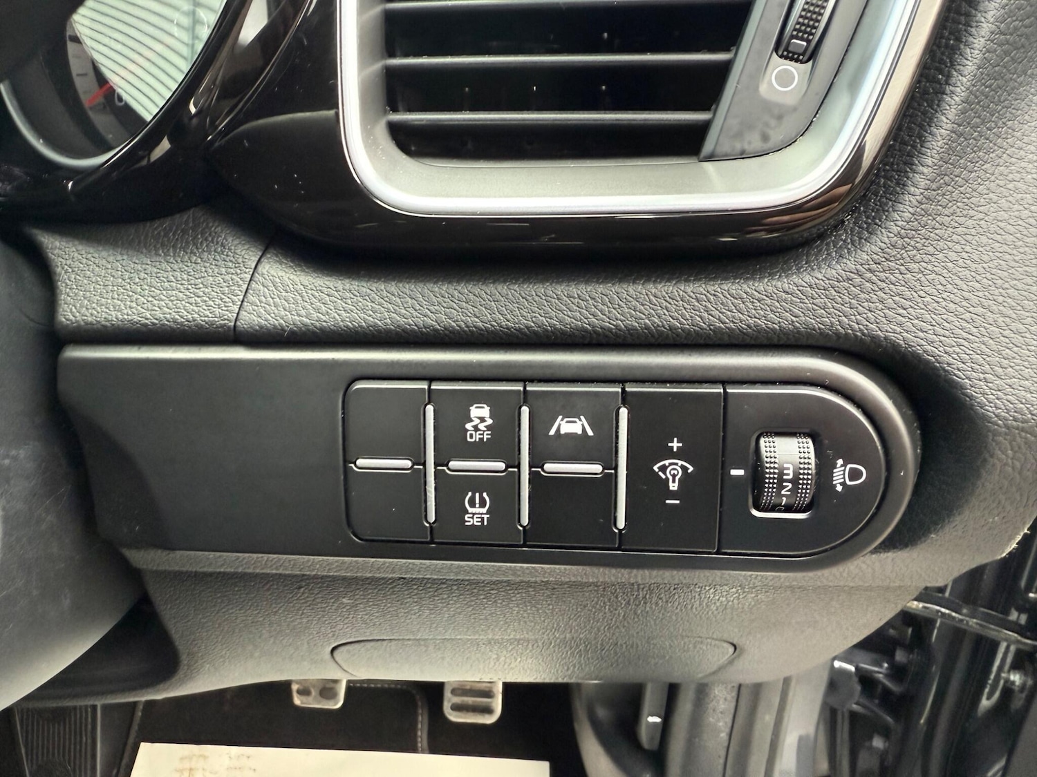 Used Kia XCeed 2023 for sale - 77425665: Photo 25