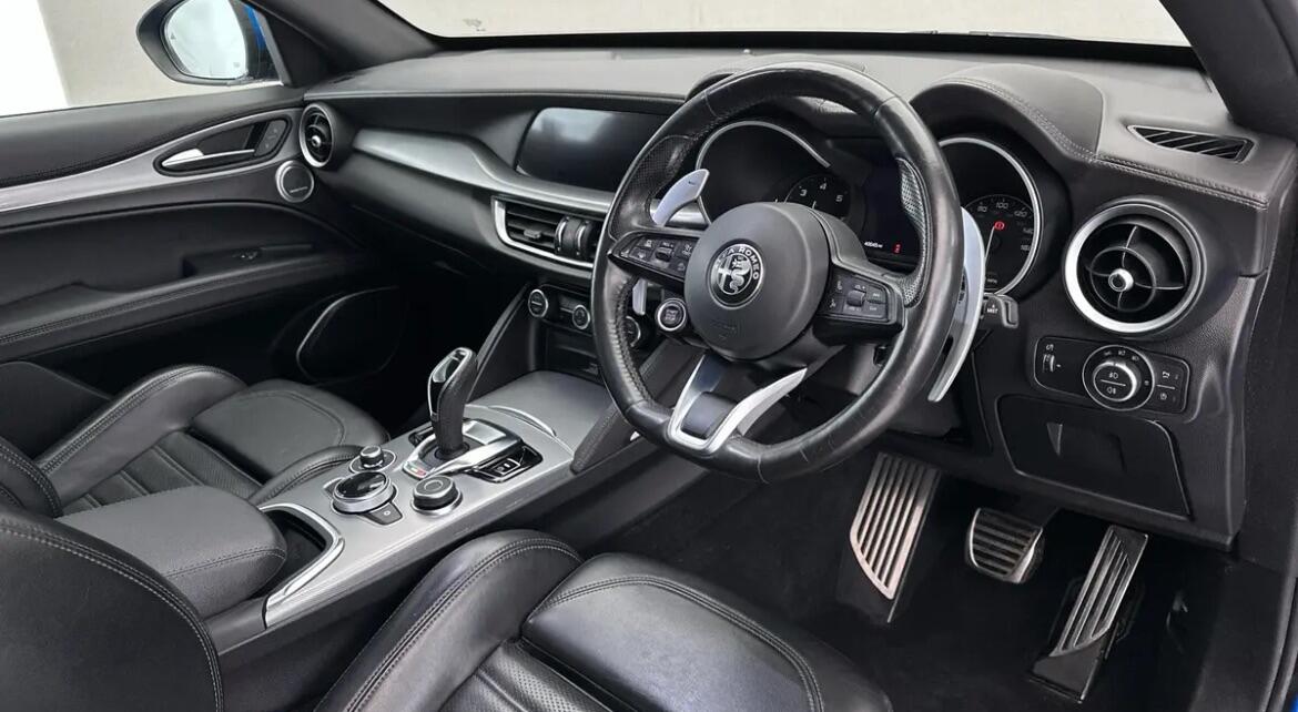 Used Alfa Romeo Stelvio for sale - 77898313: Photo 2