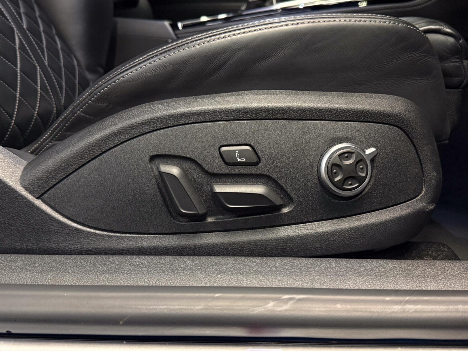 Used Audi S5 for sale - 77645782: Photo 44