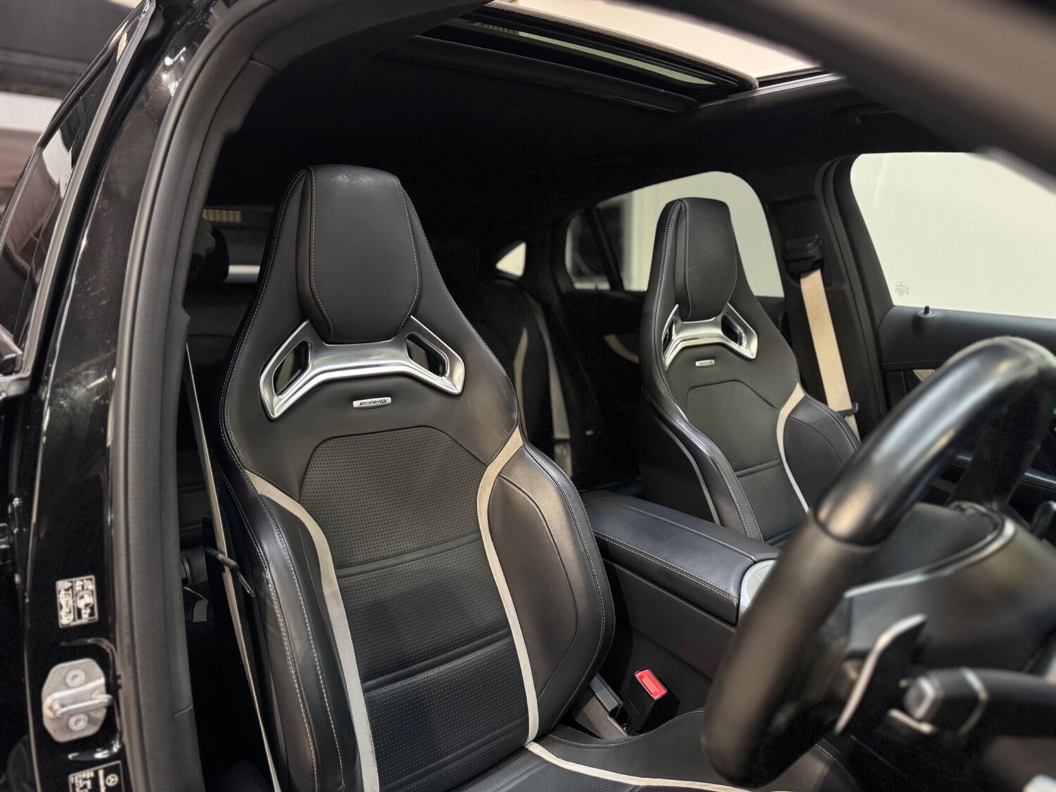 Used Mercedes-Benz GLC 2018 for sale - 76657991: Photo 15