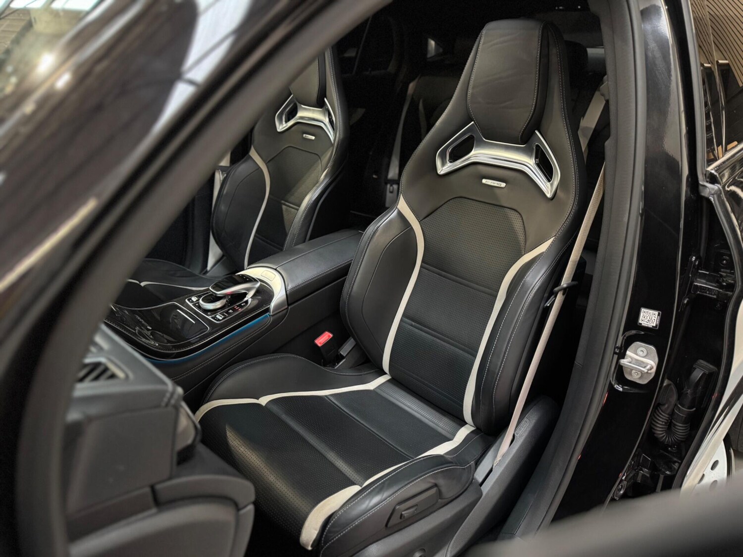 Used Mercedes-Benz GLC 2018 for sale - 76657991: Photo 18