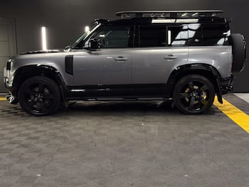 Used Land Rover Defender 2022 for sale - 79646317: Photo