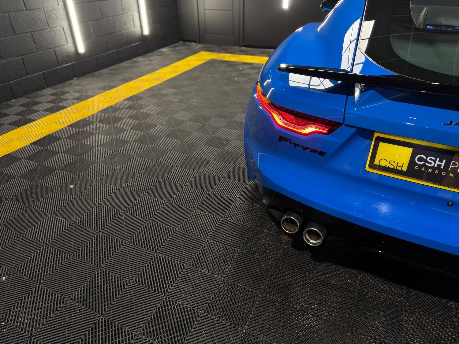 Used Jaguar F-Type 2021 for sale - 77015314: Photo 8