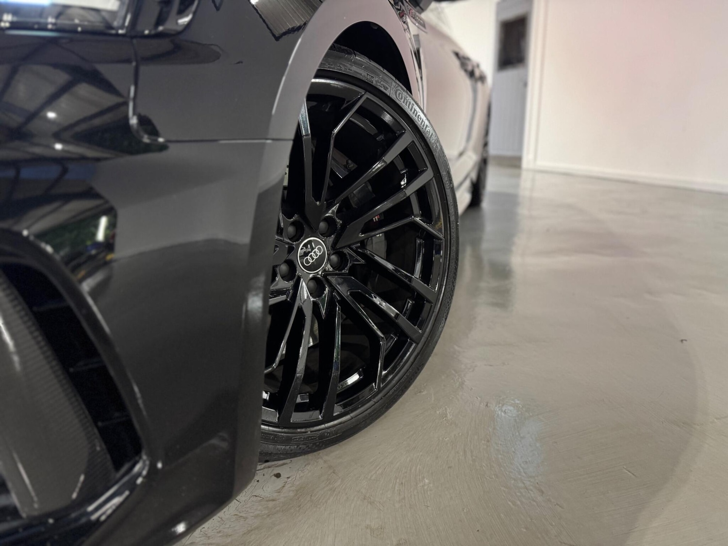 Used Audi RS5 for sale - 76735022: Photo 2