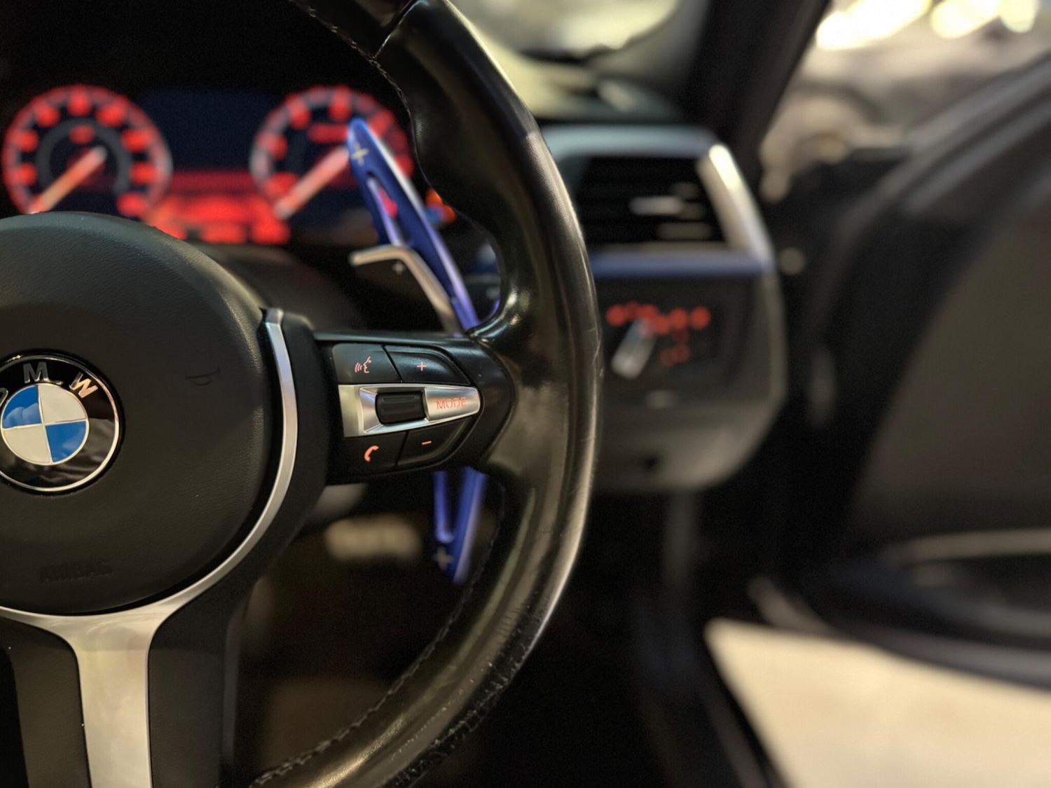 Used BMW 3 Series 2018 for sale - 76786750: Photo 24