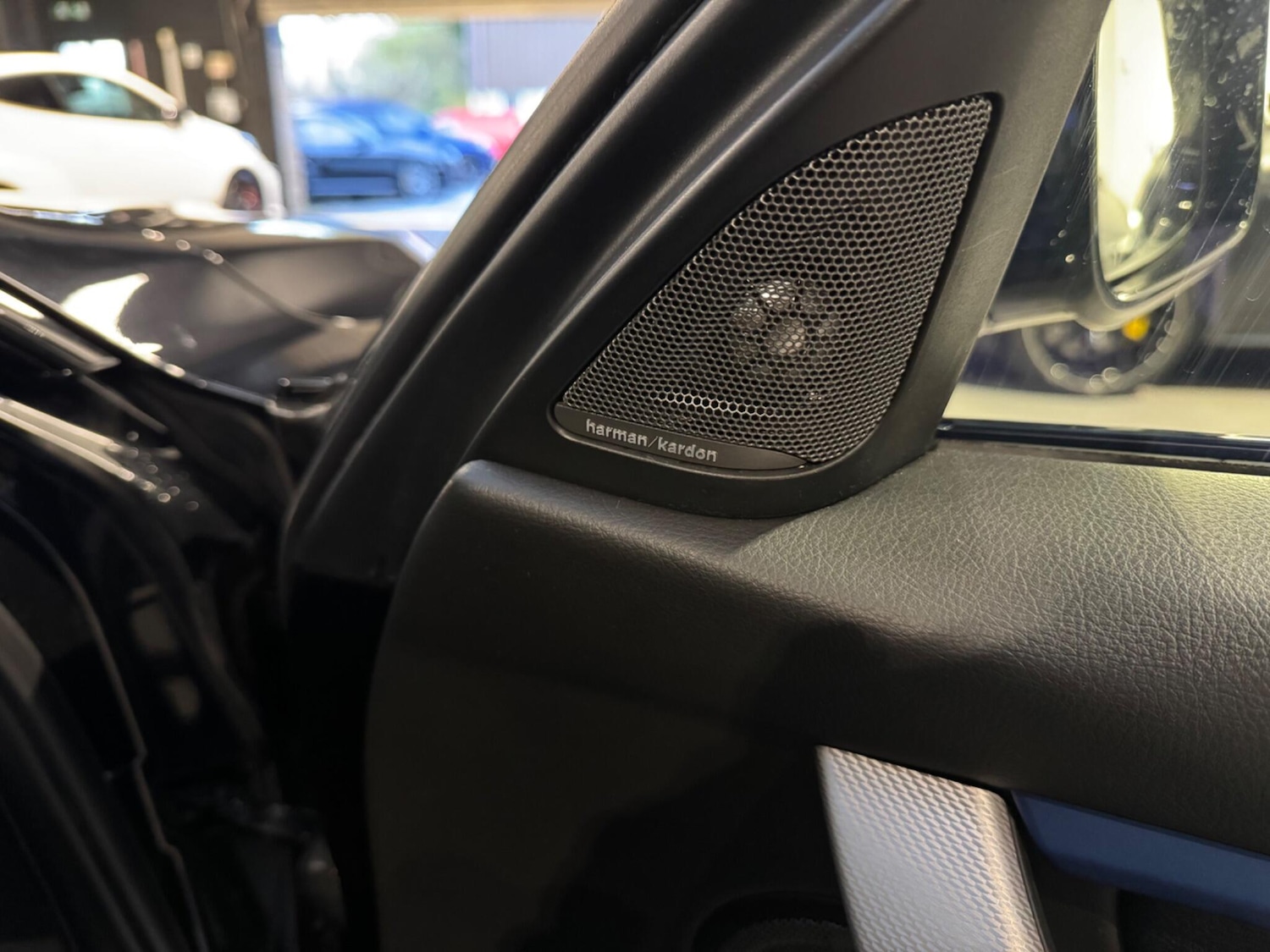 Used BMW 3 Series 2018 for sale - 76786750: Photo 29