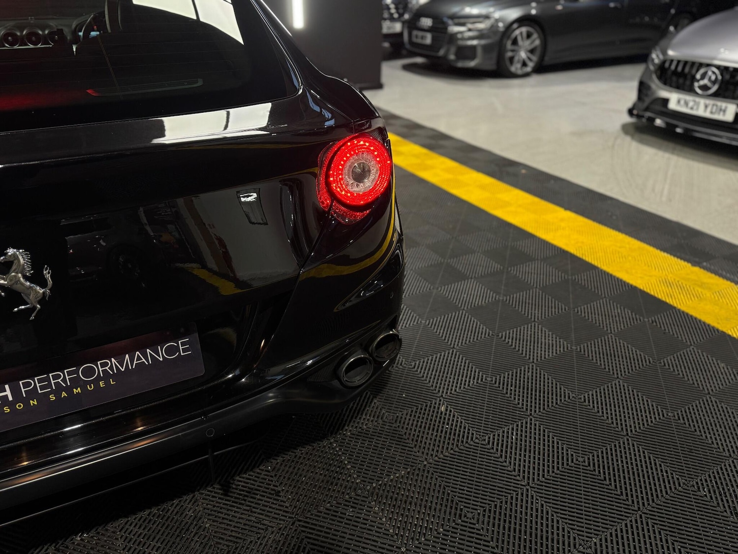 Used Ferrari FF 2012 for sale - 77174622: Photo 11